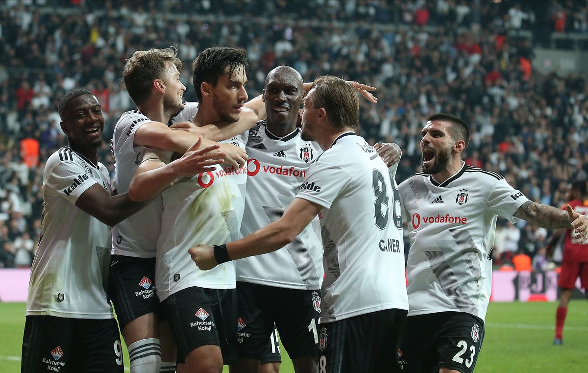 Umut Nayir Besiktas Galatasaray 10/27/19