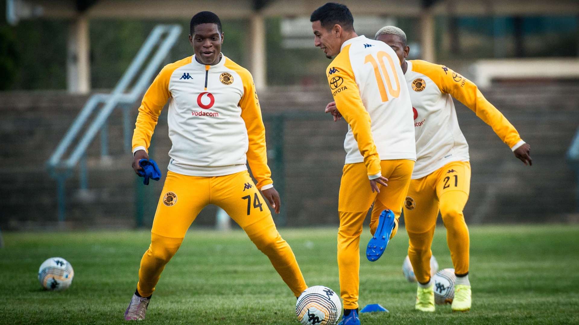 Nkanyiso Shinga and Gaston Sirino, Kaizer Chiefs