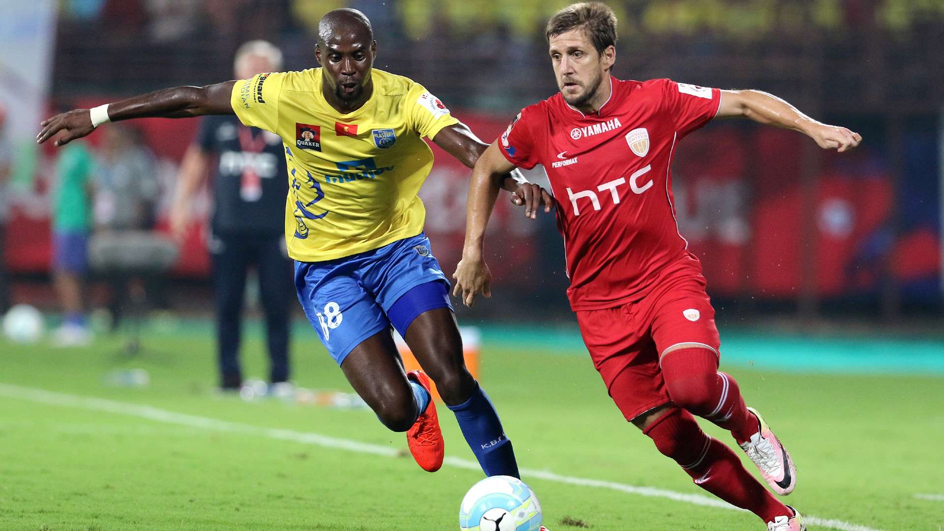 Azrack Mahamat Emiliano Alfaro Kerala Blasters FC NorthEast United FC ISL season 3 2016