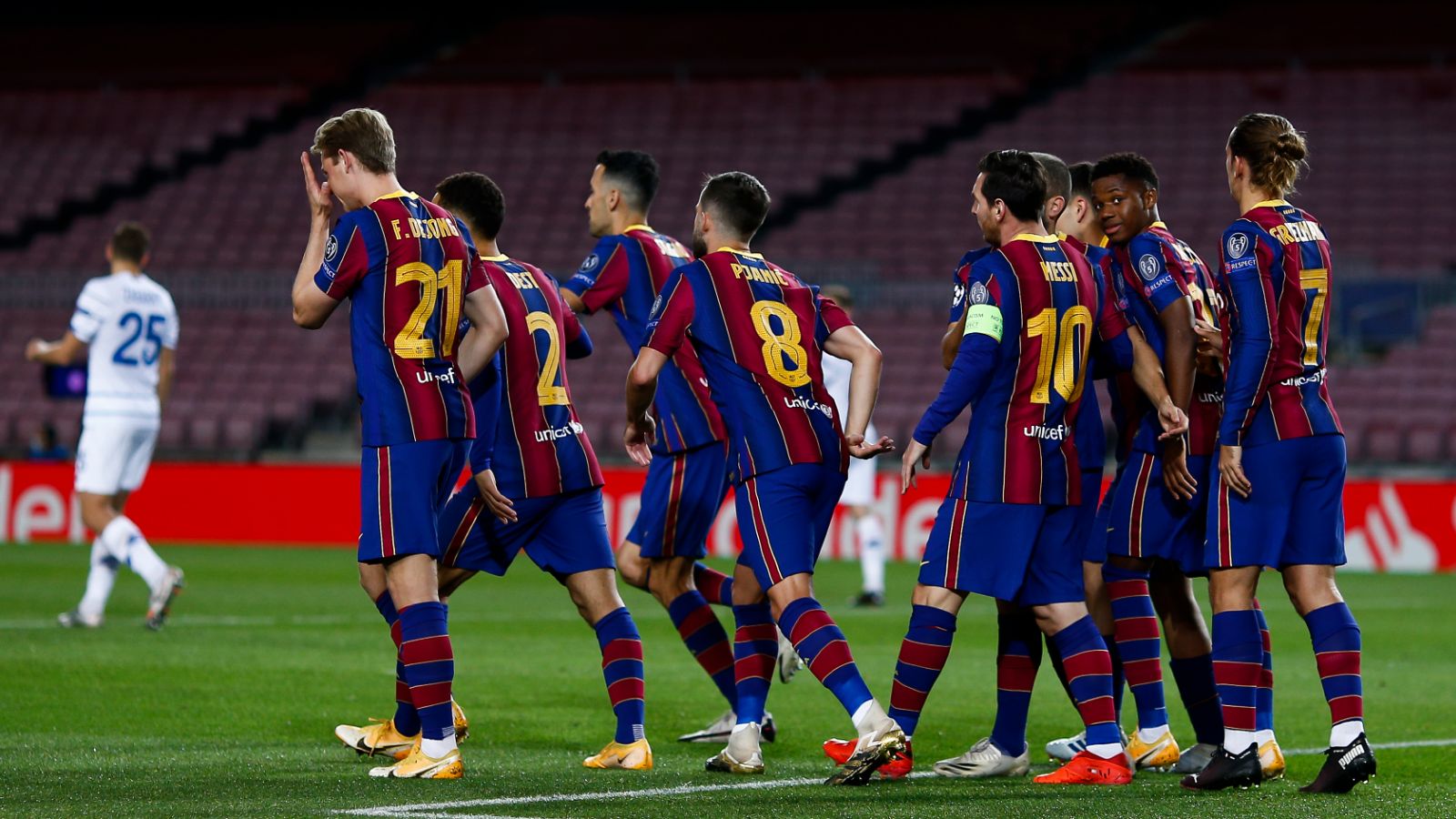 barcelona dinamo kiev camp nou champions league