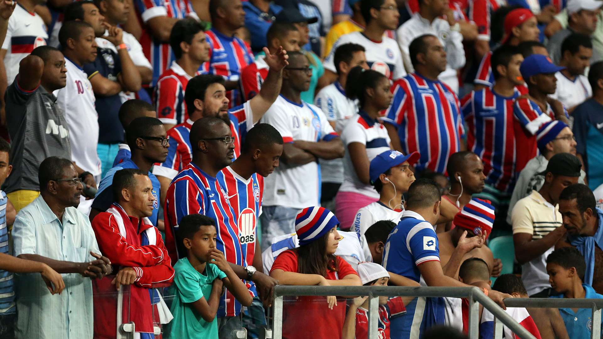 Bahia Torcida Fonte Nova 11082015