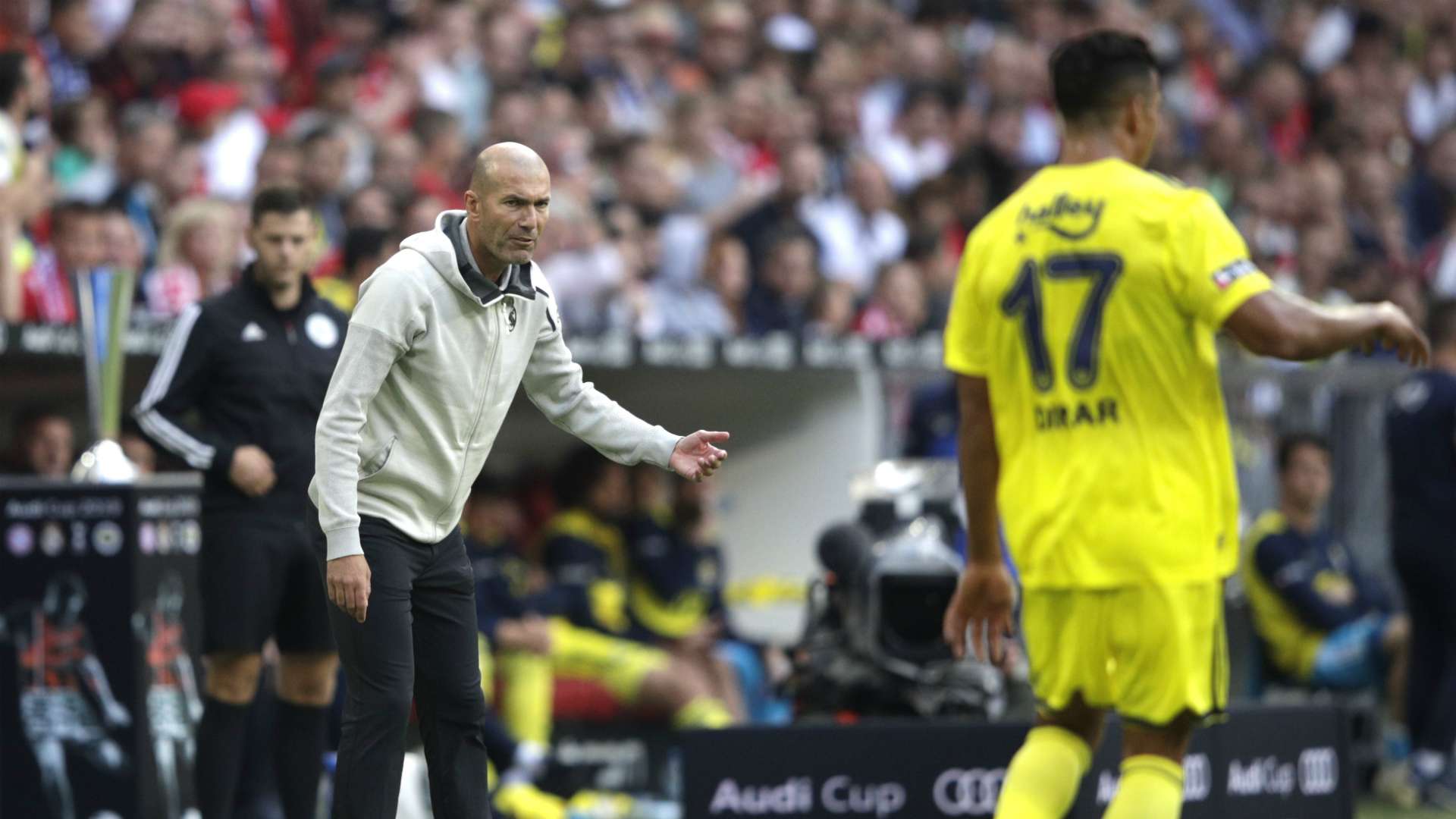 Zinedine Zidane Real Madrid Fenerbahce