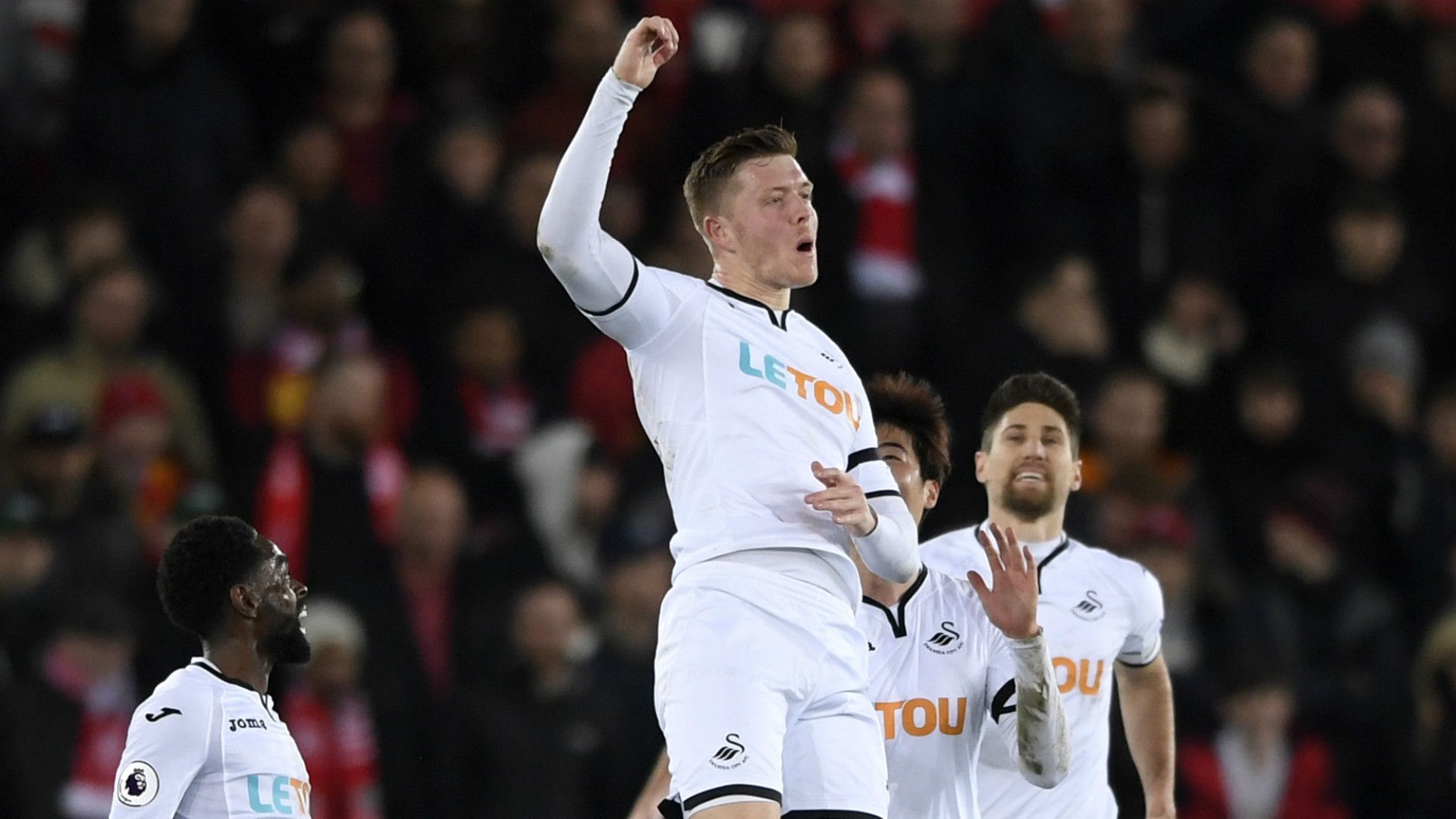 ALFIE MAWSON SWANSEA PREMIER LEAGUE 22012018