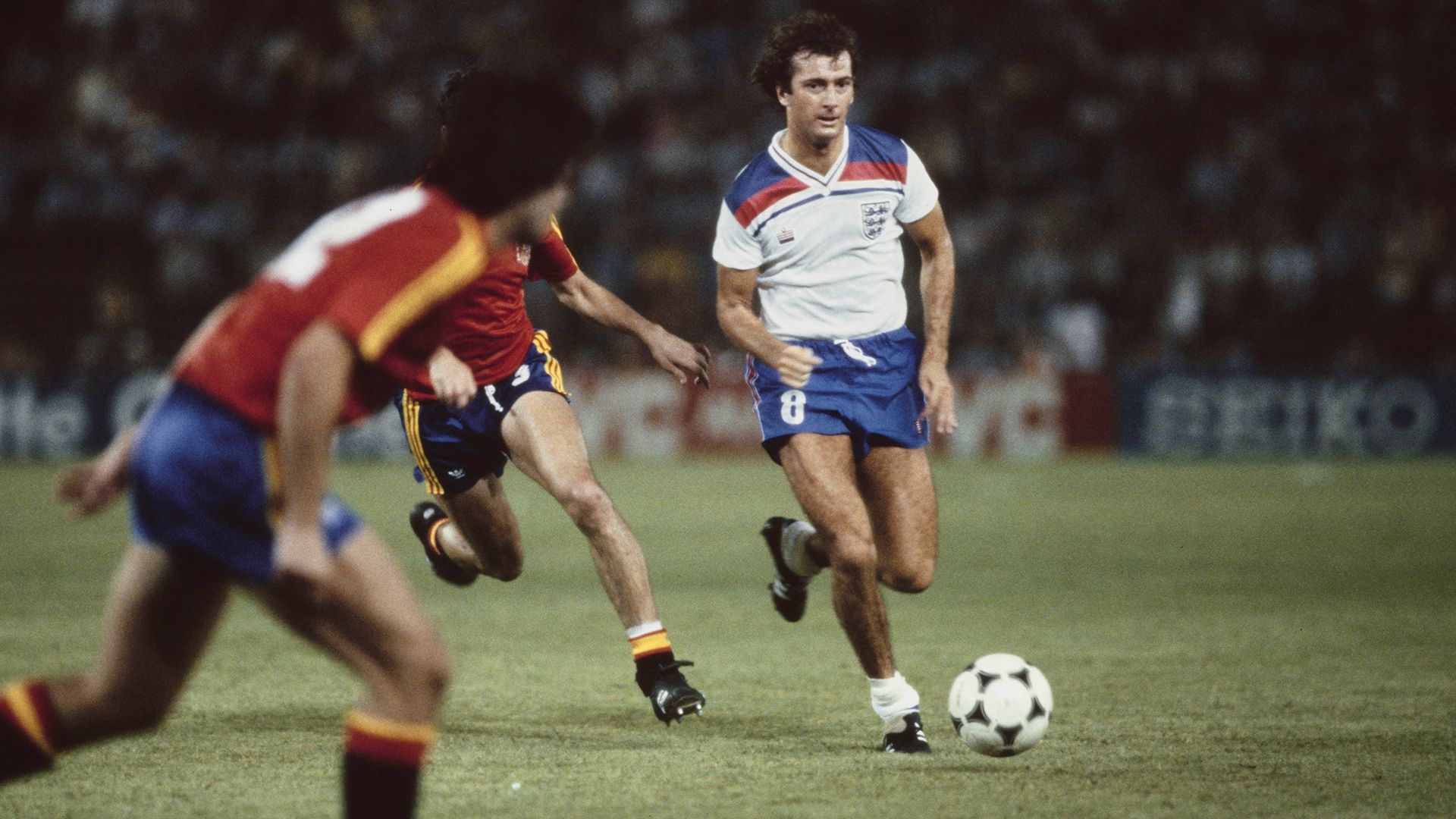 England 1982 Home kit