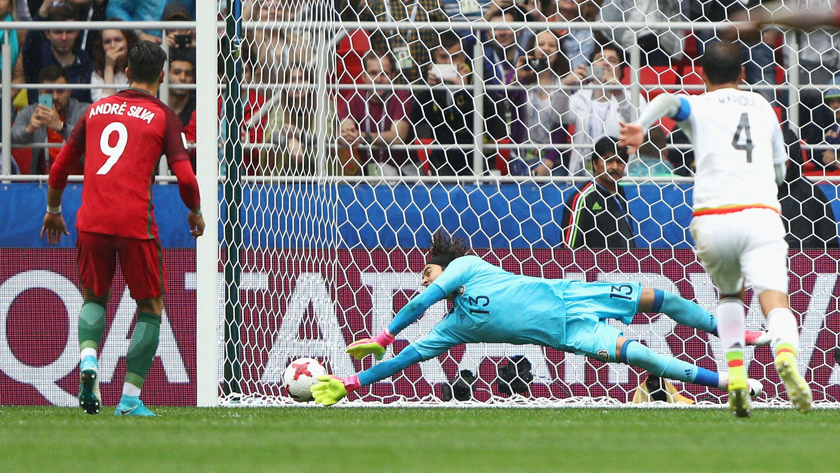 Guillermo Ochoa Mexico Portugal