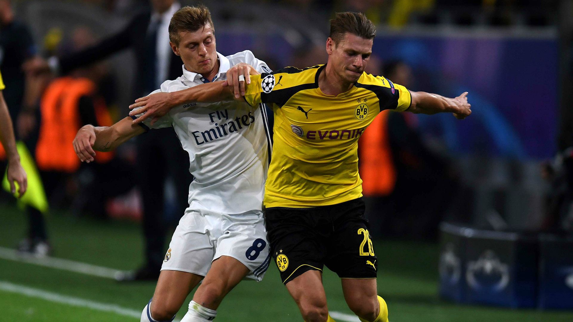 Toni Kroos Lukasz Piszczek Borussia Dortmund Real Madrid Champions League 27092016