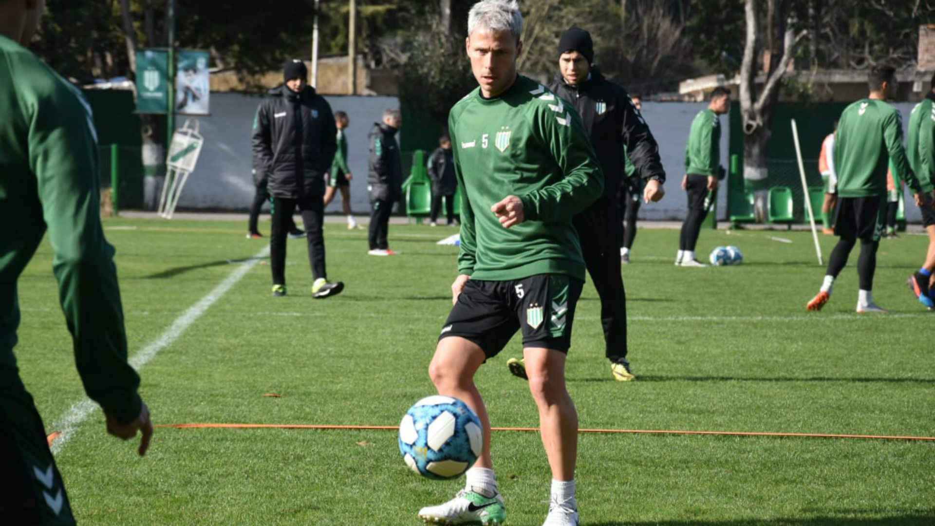 Israel Damonte Banfield 2019