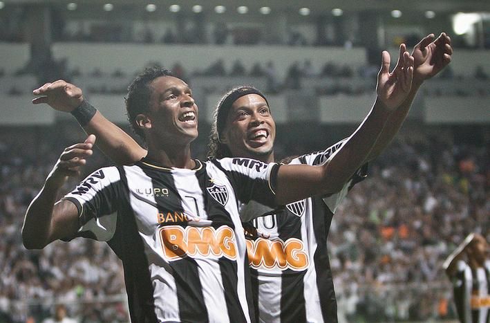 Ronaldinho Jô Atlético Mineiro São Paulo Libertadores 2013