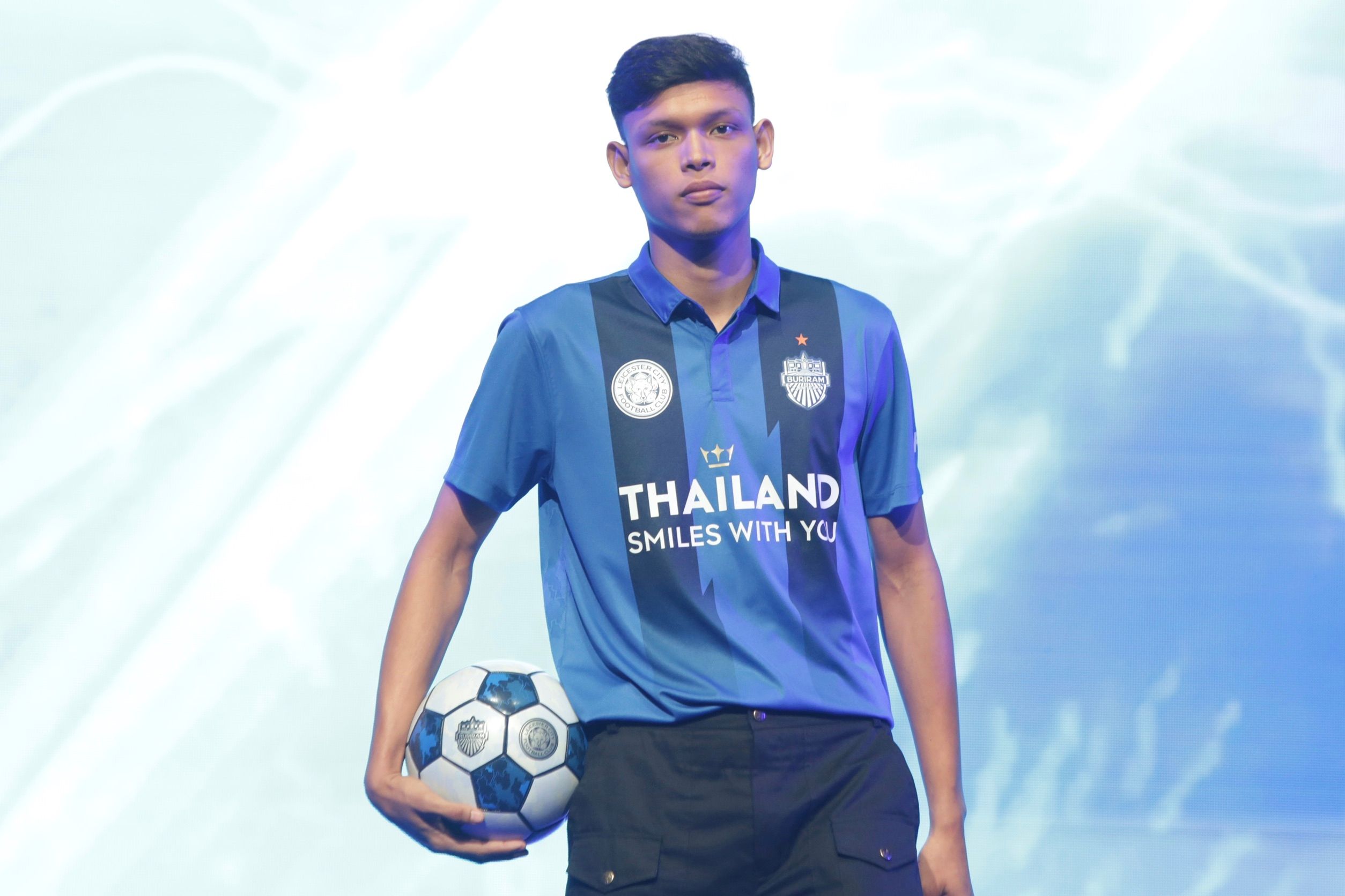 สานพลังบอลไทย ไปเลสเตอร์ ซิตี้