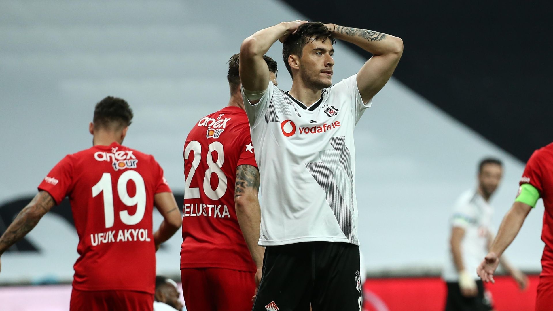 umut nayir besiktas antalyaspor 13062020