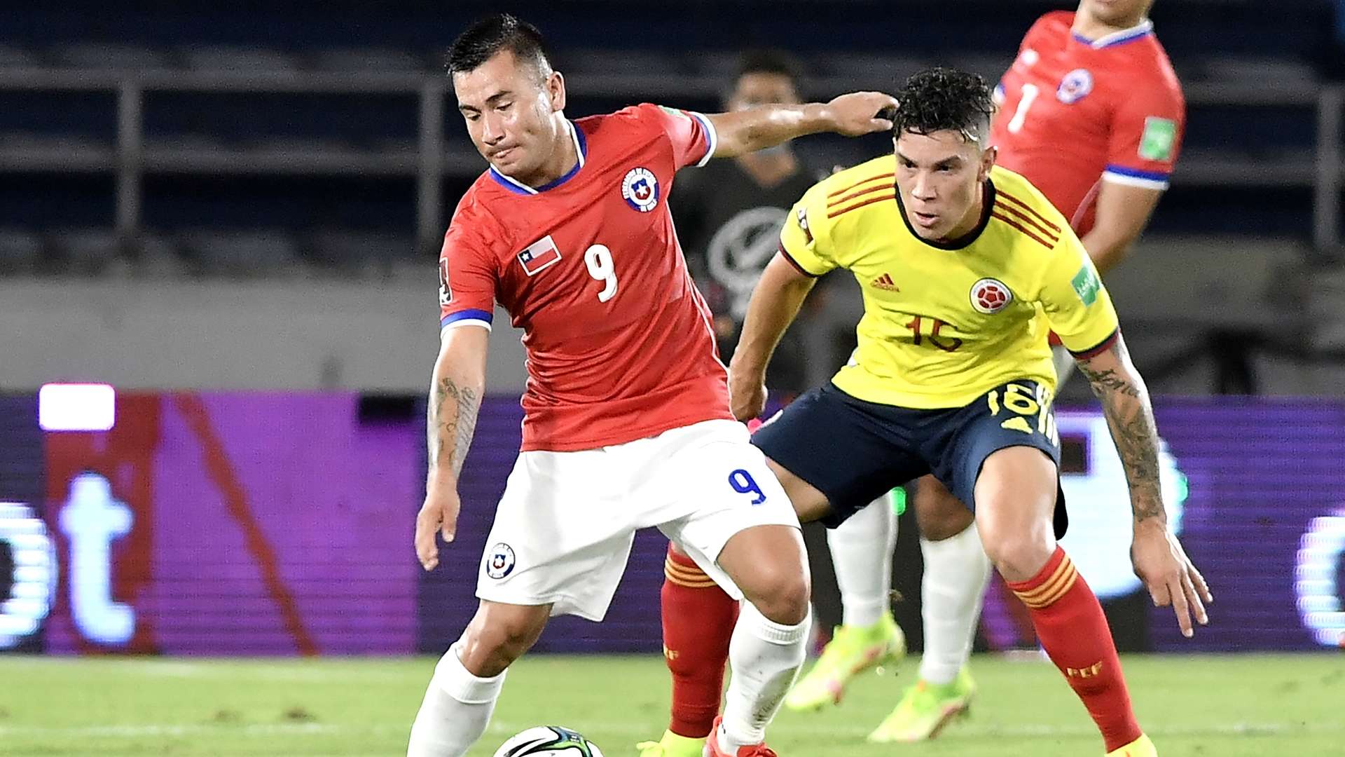Jean Meneses Matheus Uribe Colombia Chile Eliminatorias Qatar 2022