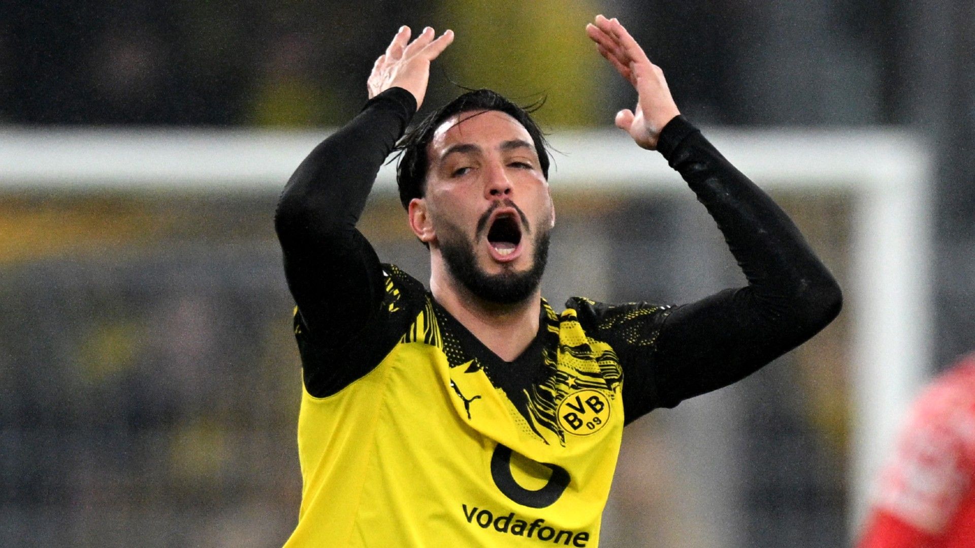 RAMY BENSEBAINI BORUSSIA DORTMUND