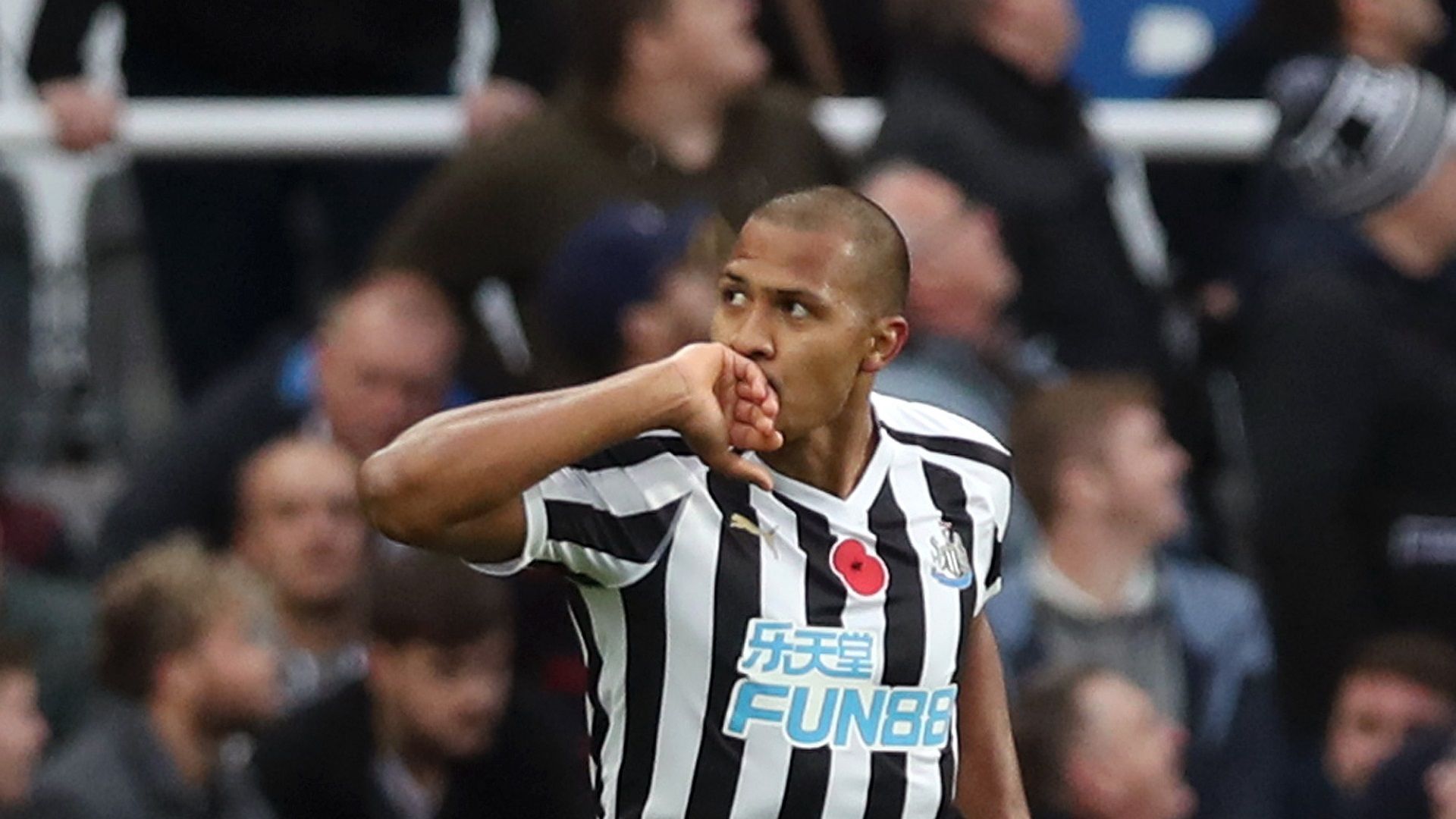 Salomon Rondon Newcastle 10112018