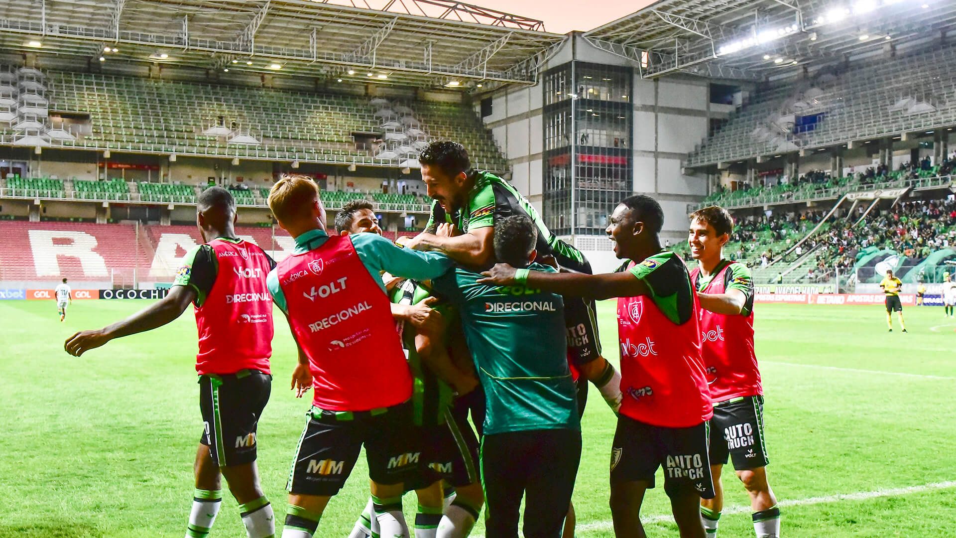 América-MG comemora no Independência, Brasileirão 2022