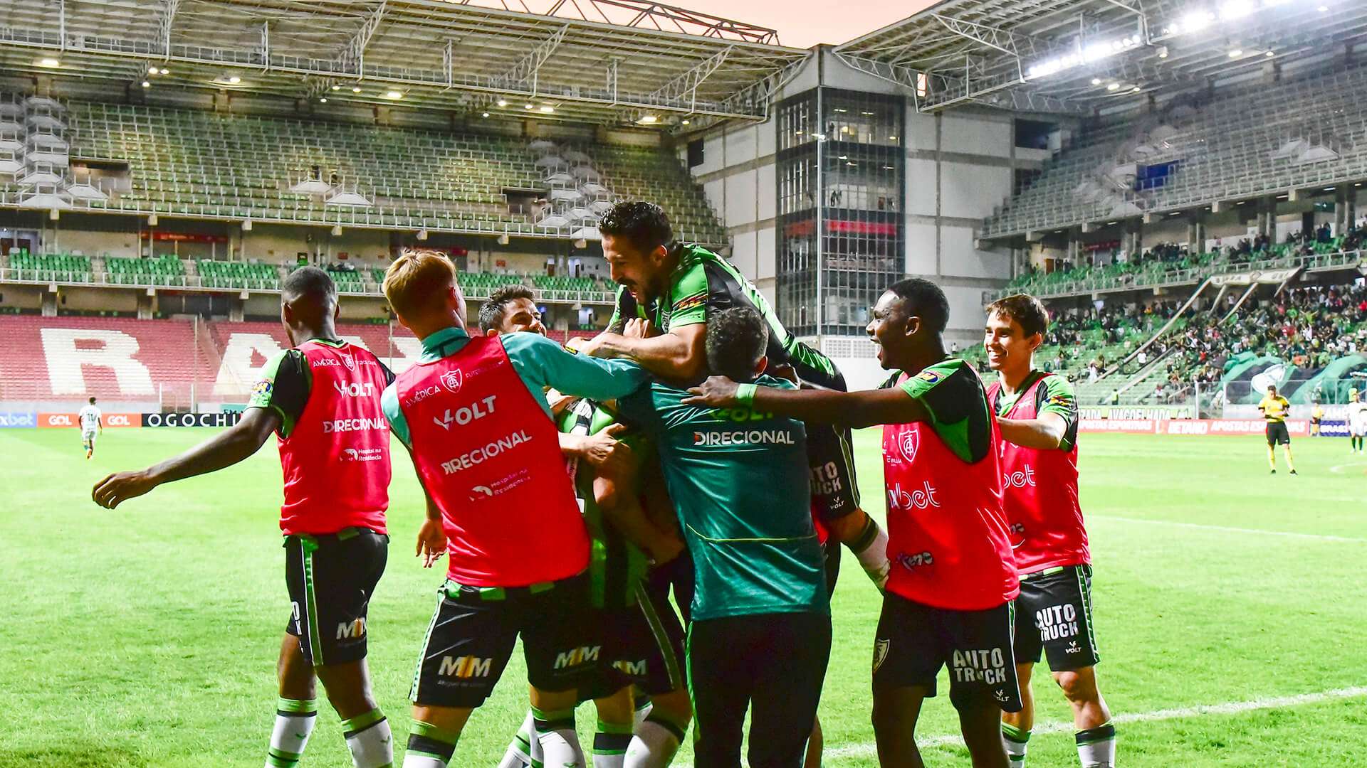 América-MG comemora no Independência, Brasileirão 2022