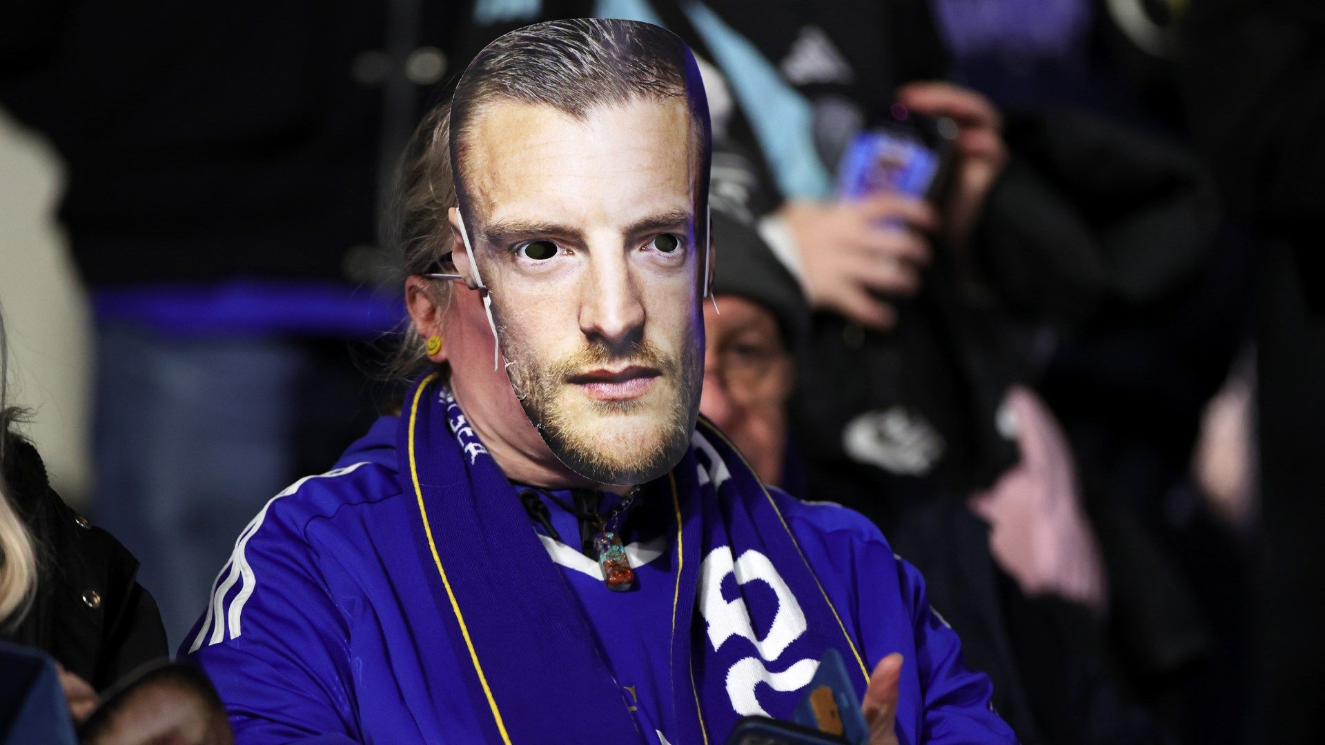 Jamie Vardy mask Leicester fan