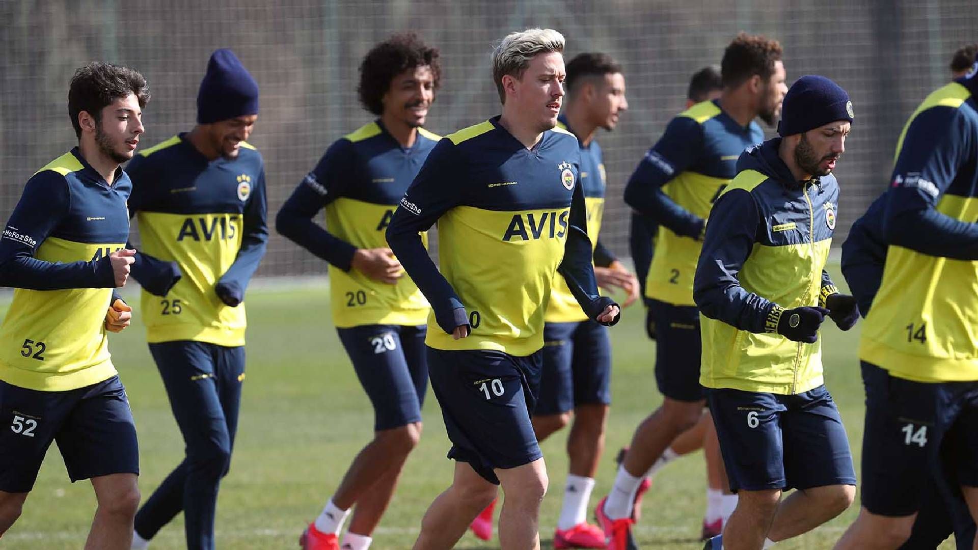 Fenerbahce antrenman 19022020