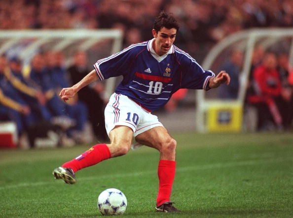 Robert Pires: el francés nació el 29 de octubre de 1973.