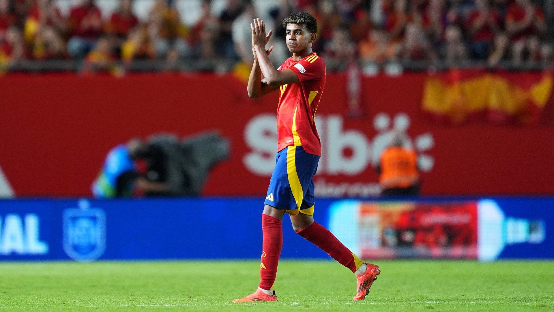 lamine yamal-spain-20241012