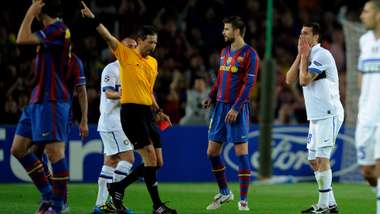 Thiago Motta red card Barcelona Inter 28042010 UCL
