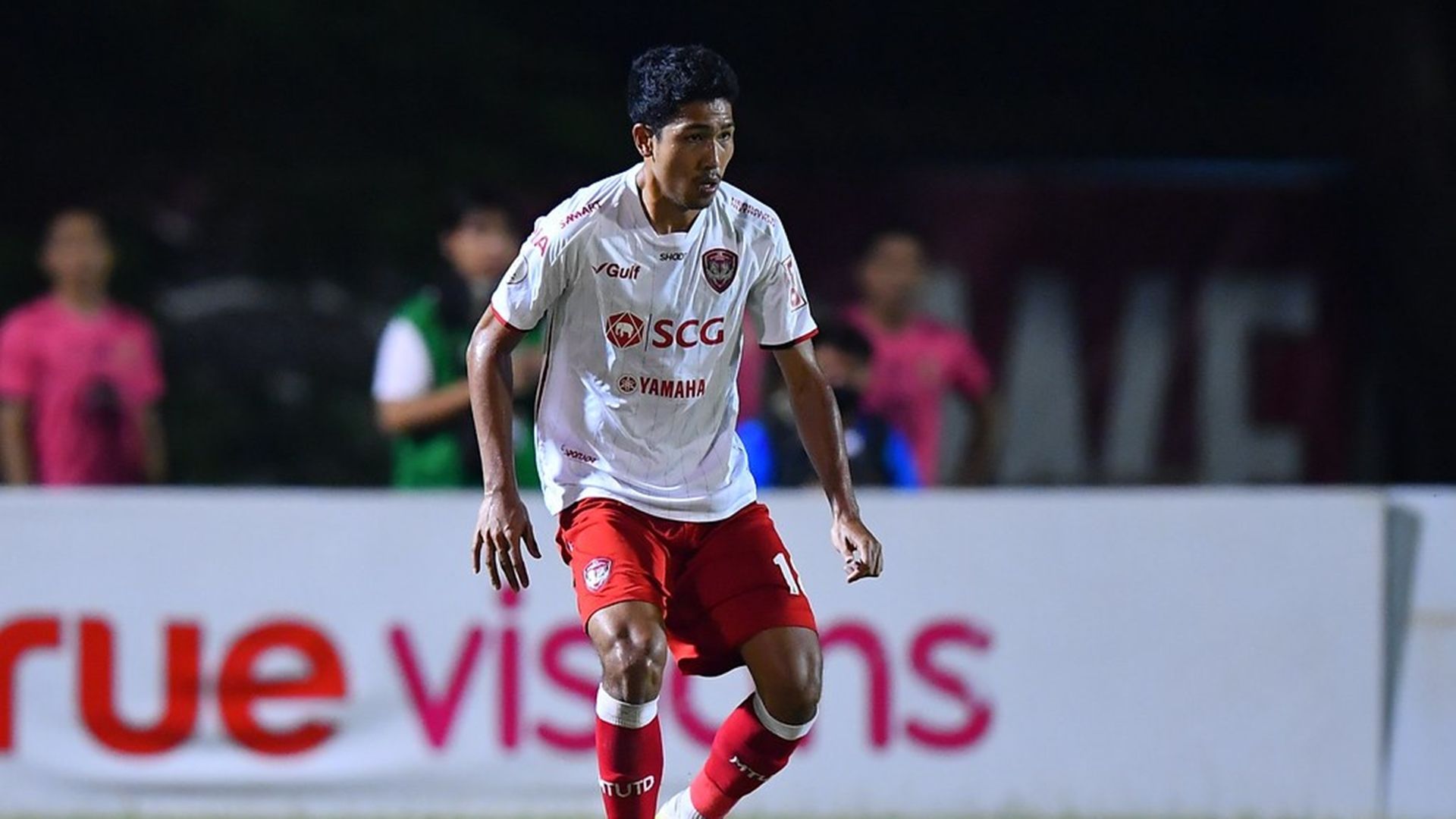 วีระเทพ ป้อมพันธุ์