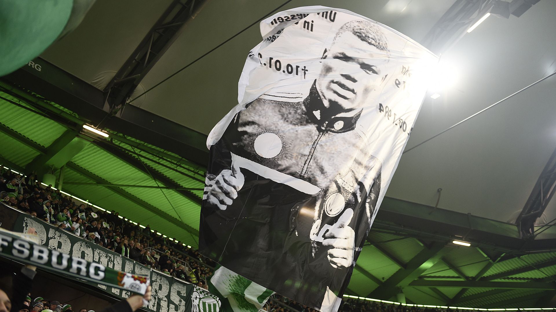 Junior Malanda Tribute VfL Wolfsburg FC Bayern Bundesliga 01302015