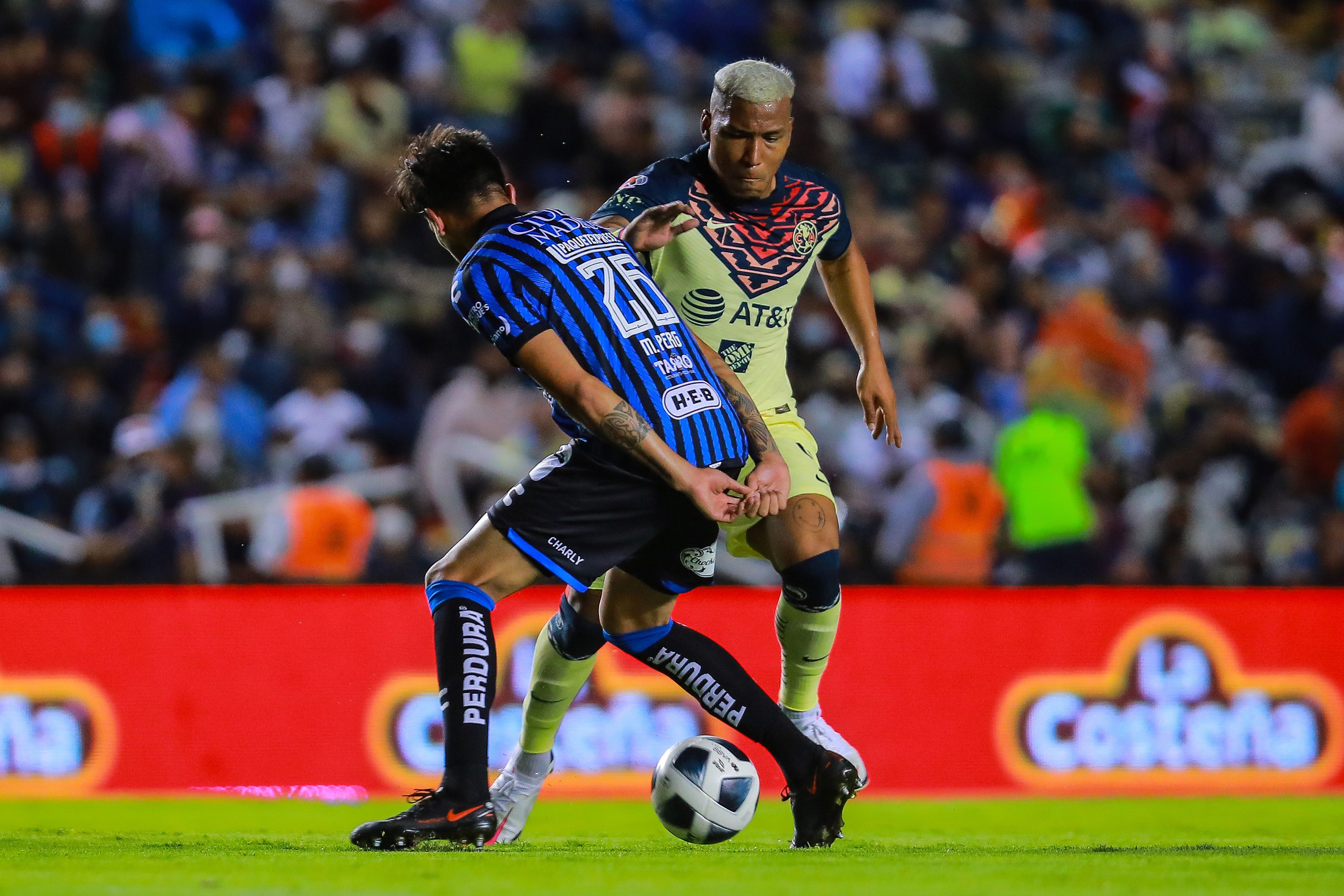 Querétaro América Roger Martínez