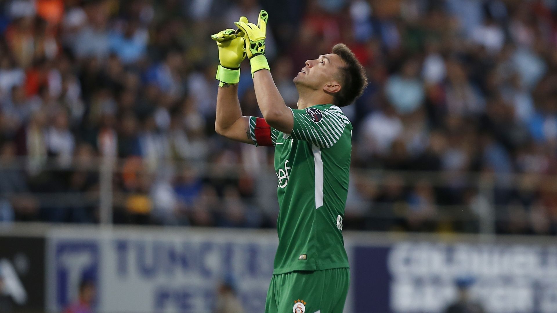 Fernando Muslera Galatasaray 4212018