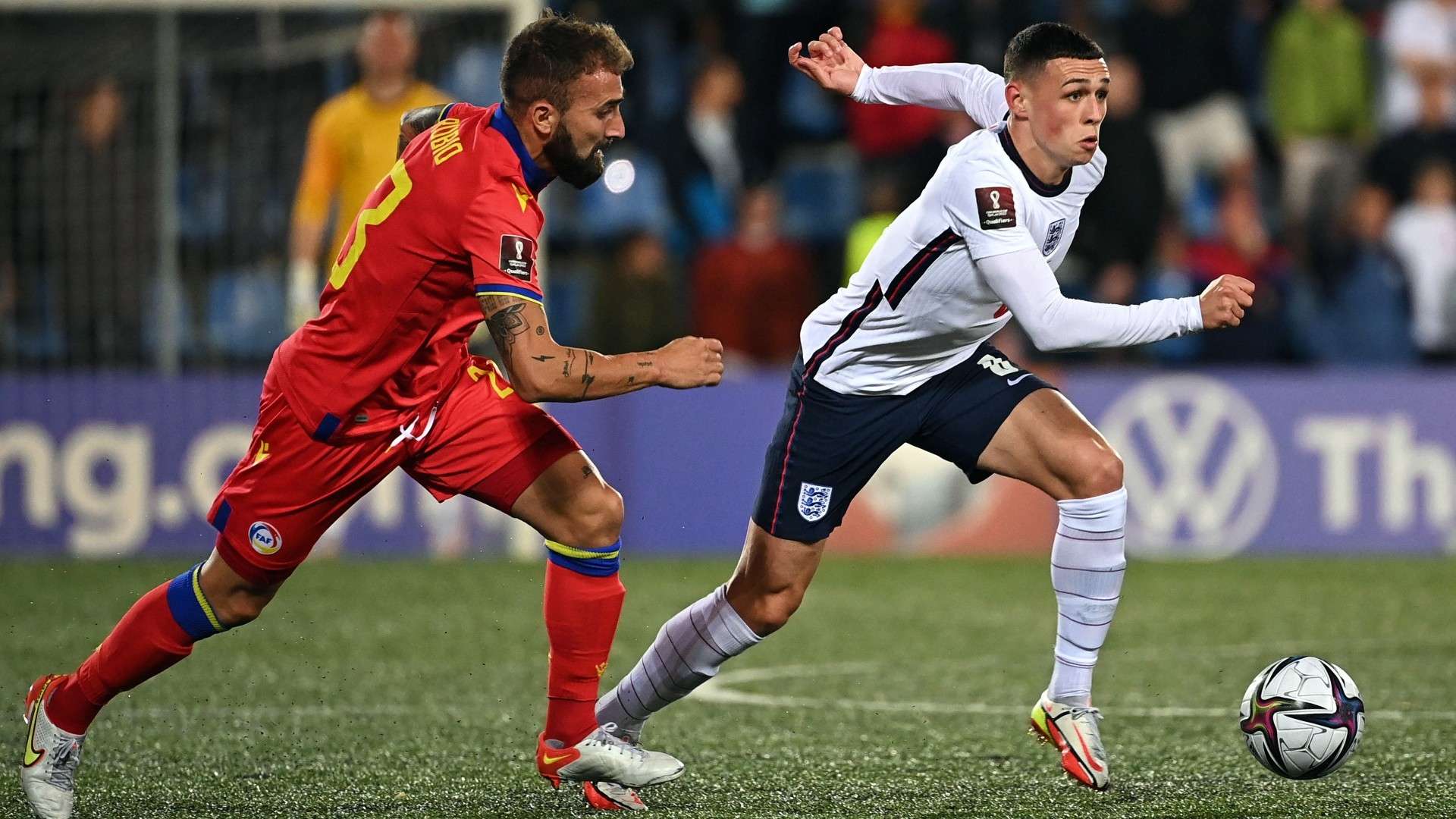 phil-foden-roy-keaneengland-202110100830