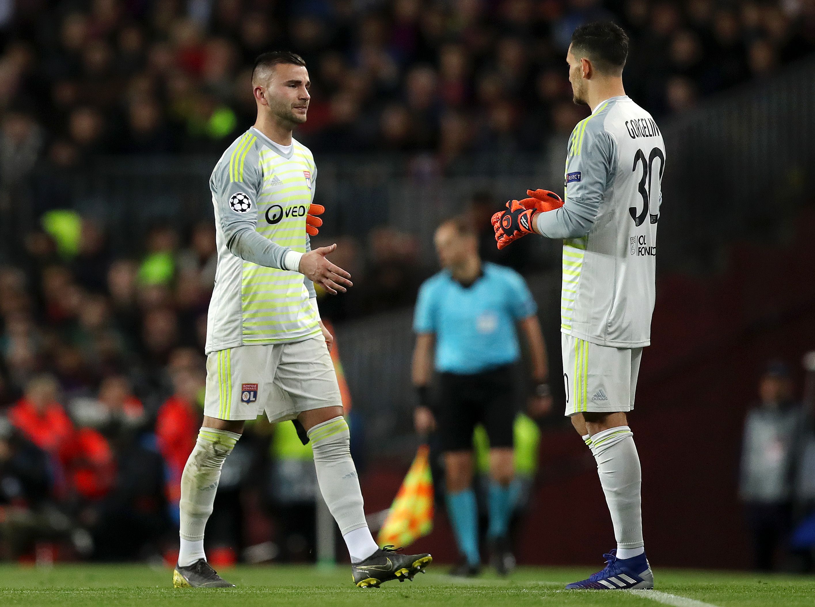 ANTHONY LOPES BARCELONA LYON CHAMPIONS LEAGUE