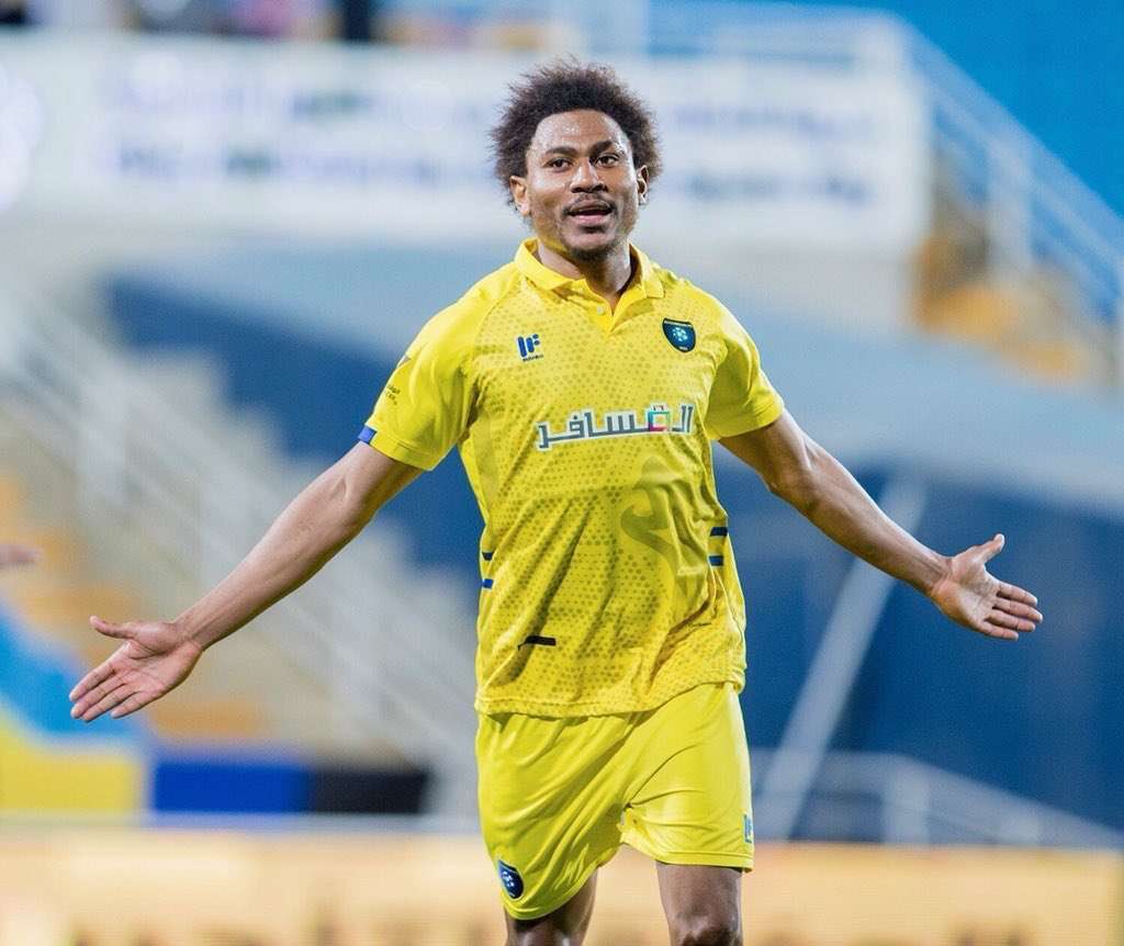 تاومبا - التعاون