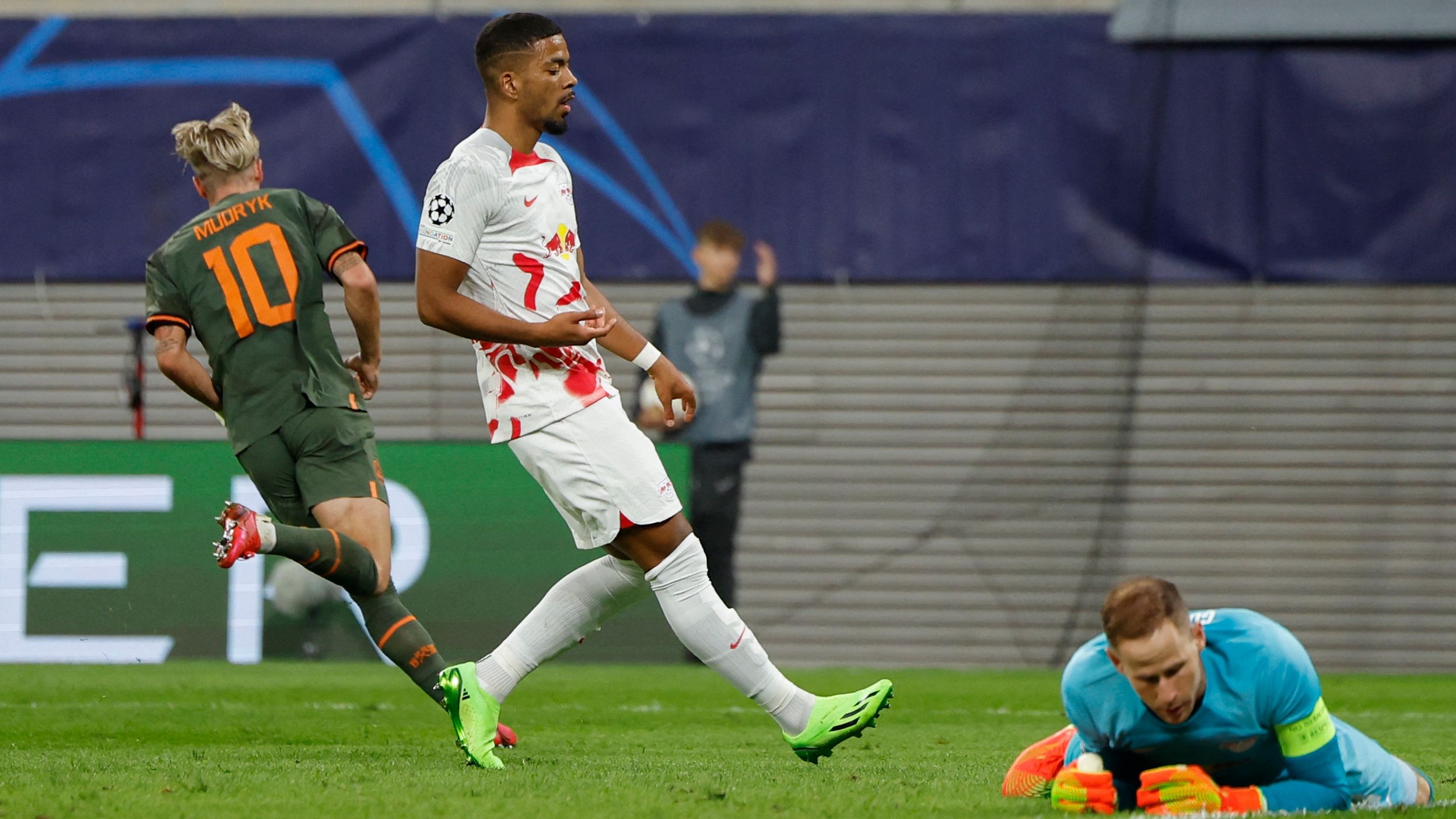 Mykhaylo Mudryk Shakhtar RB Leipzig 2022-23