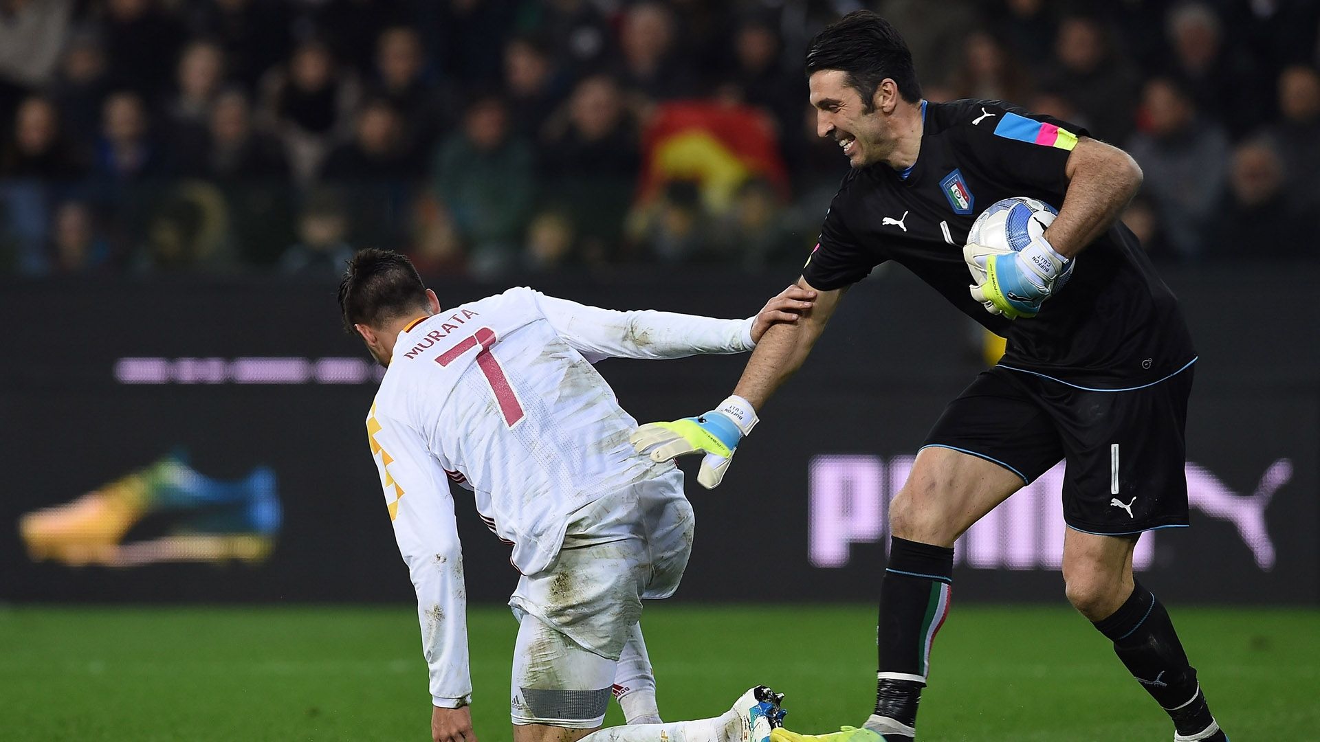 alvaro morata gianluigi buffon spanien italien 032416