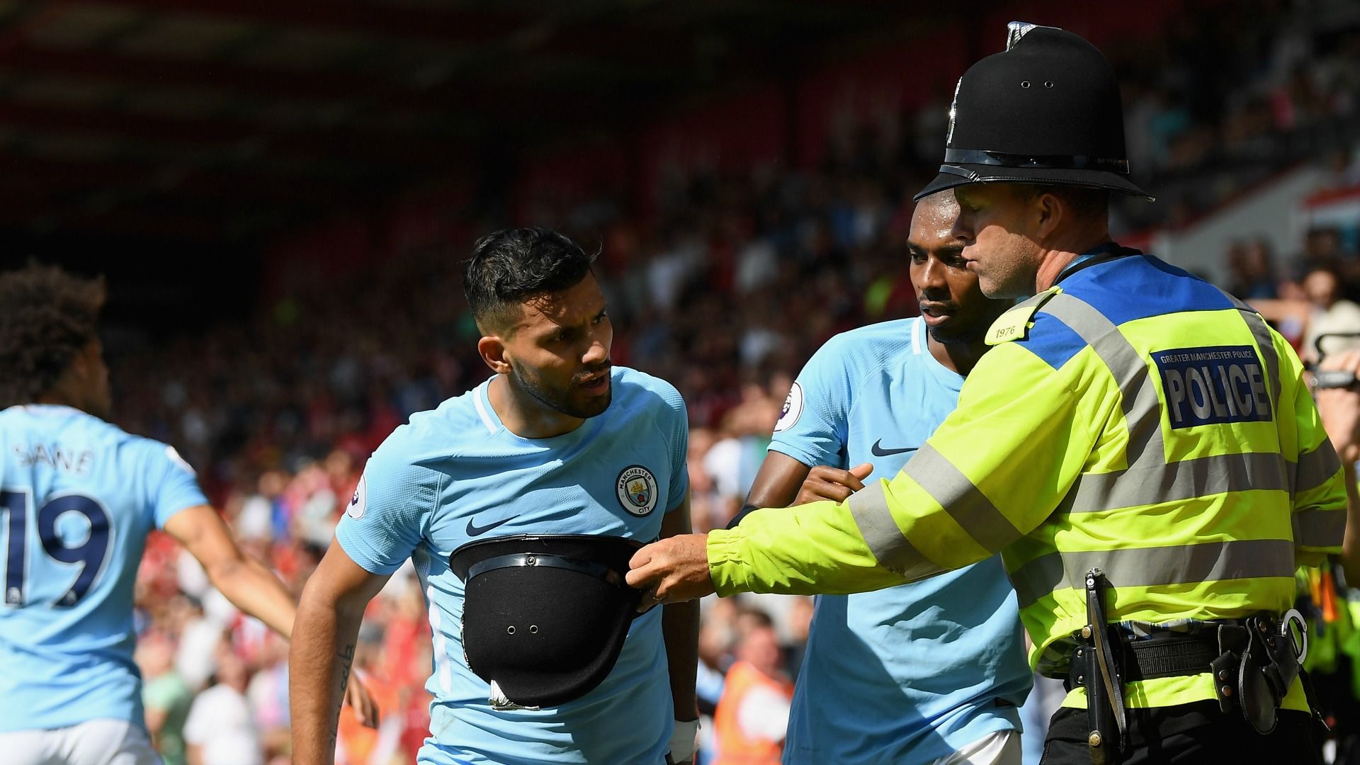 AFC Bournemouth v Manchester City - Premier League Sergio Agüero Fernandinho 260817