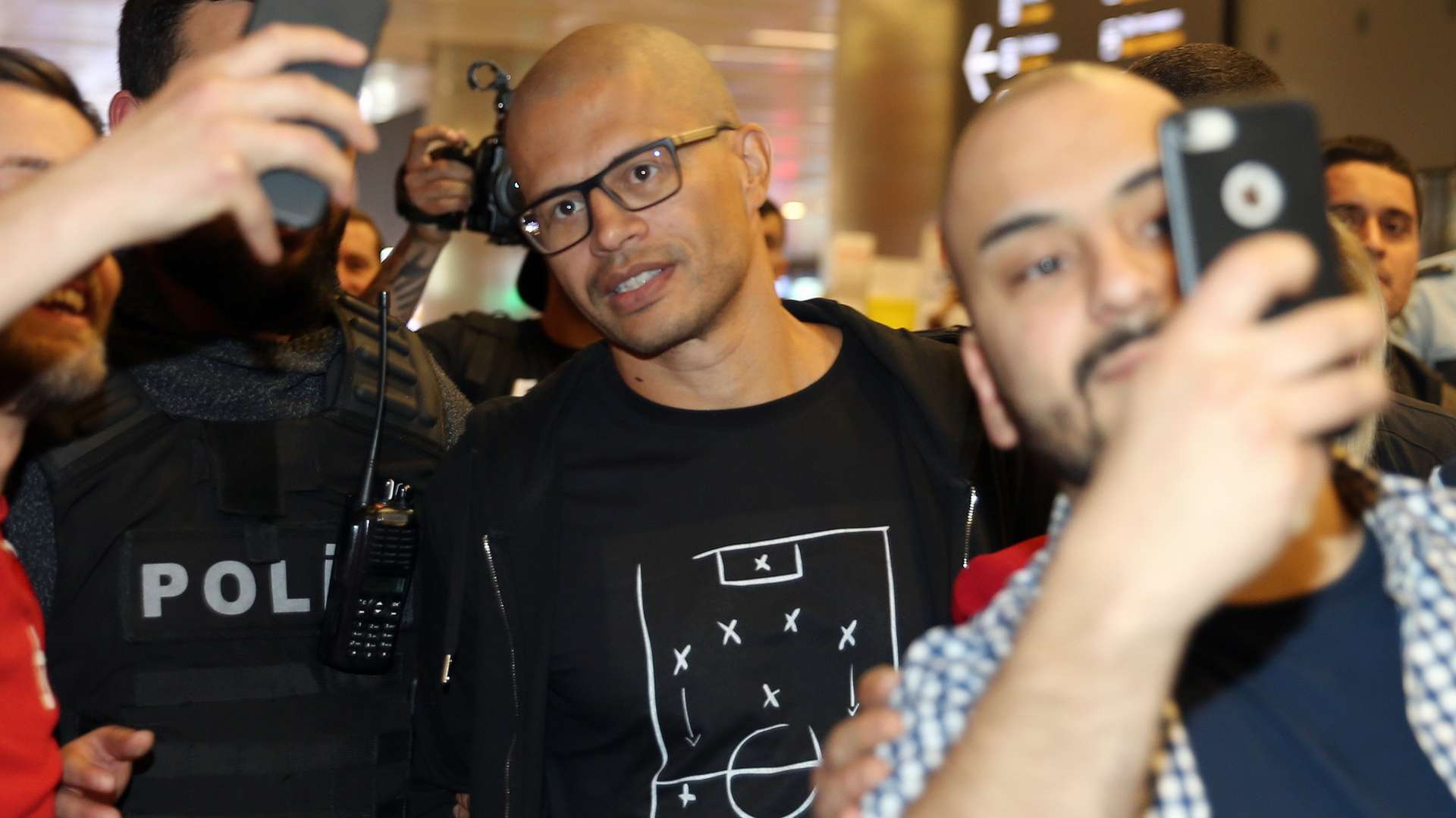 Alex de Souza Istanbul