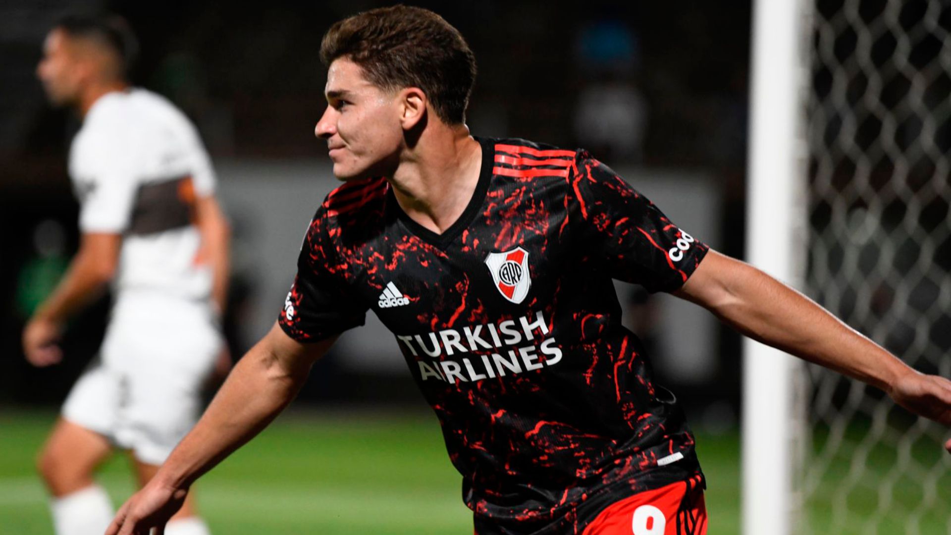 Julian Alvarez River Plate Platense Liga Profesional 211121
