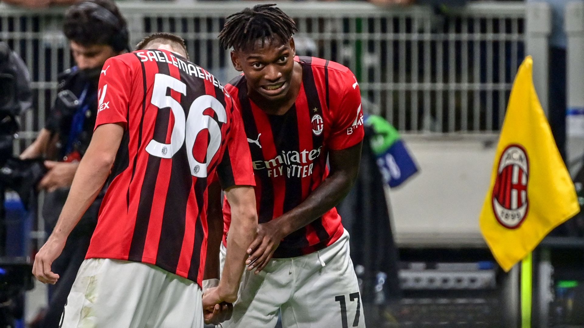 Leao celebrating Milan Atletico Champions League