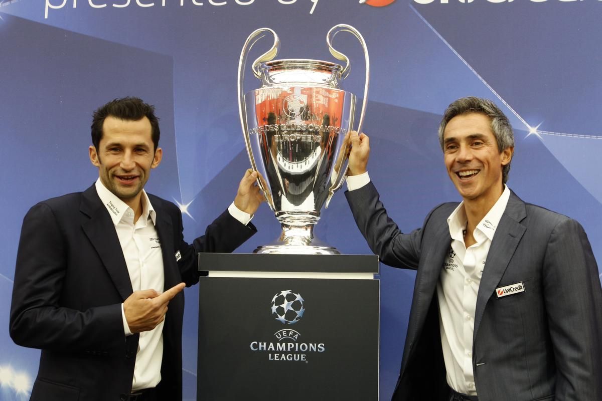 HASAN SALIHAMIDZIC PAULO SOUSA CHAMPIONS LEAGUE TROPHY IN BOSNIA  HERZEGOVINA