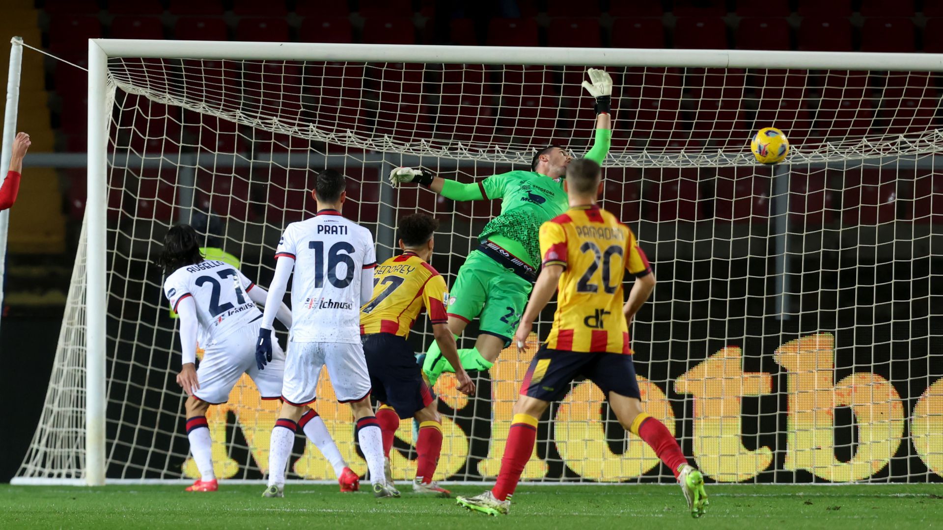 Valentin Gendrey Lecce Cagliari Serie A