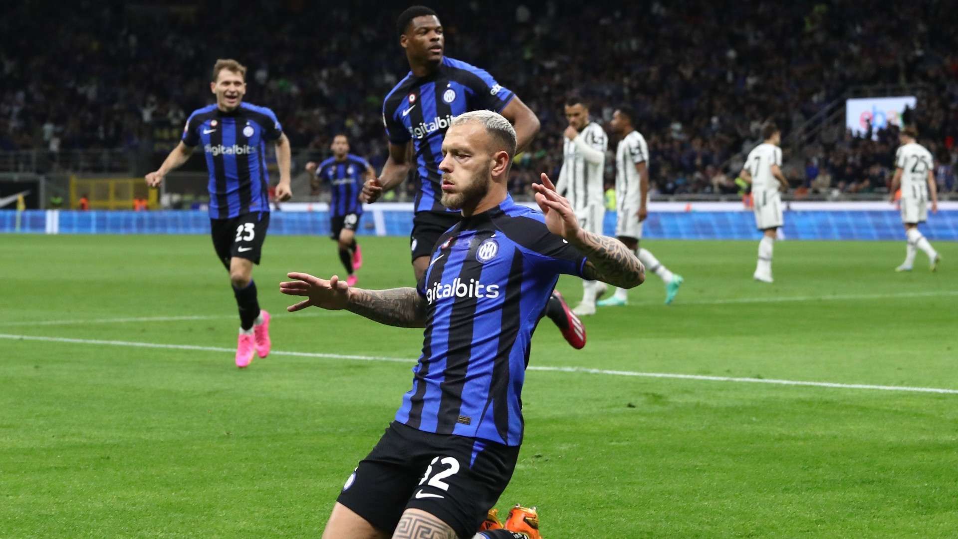 Federico Dimarco Inter vs Juve 2022-23