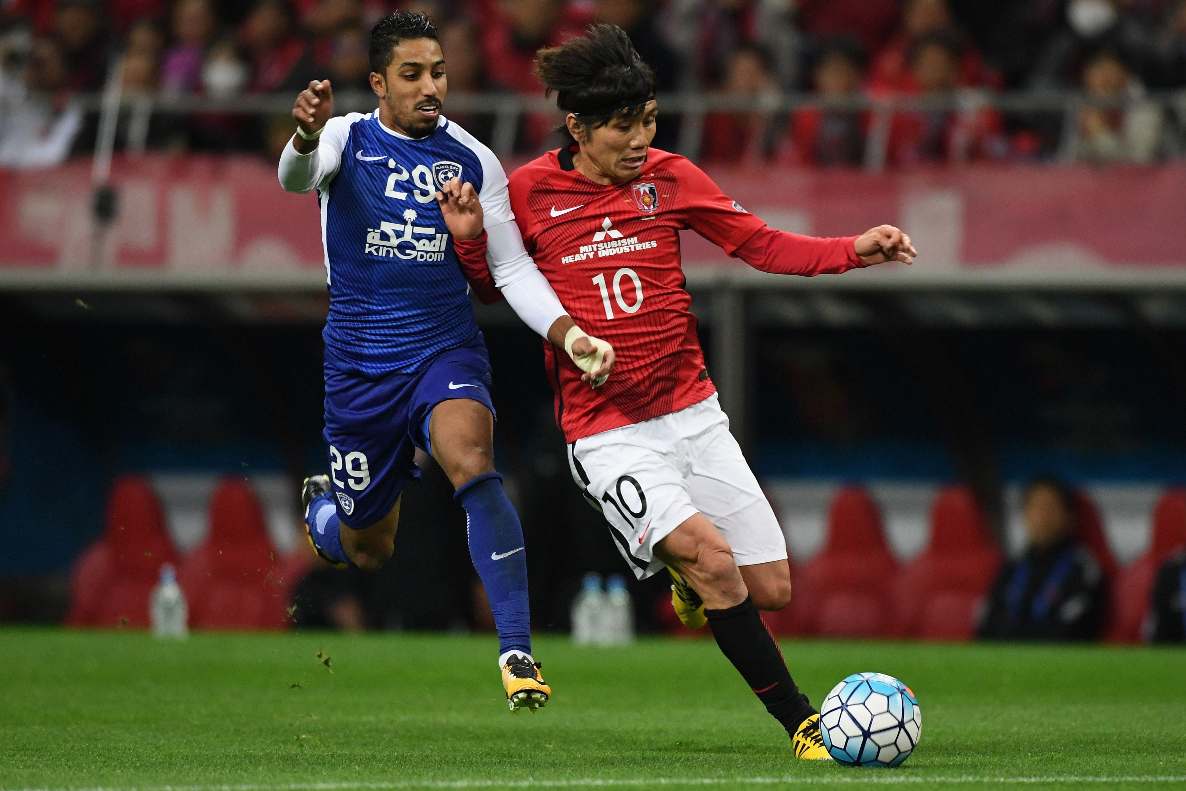 الهلال- أوراوا الياباني