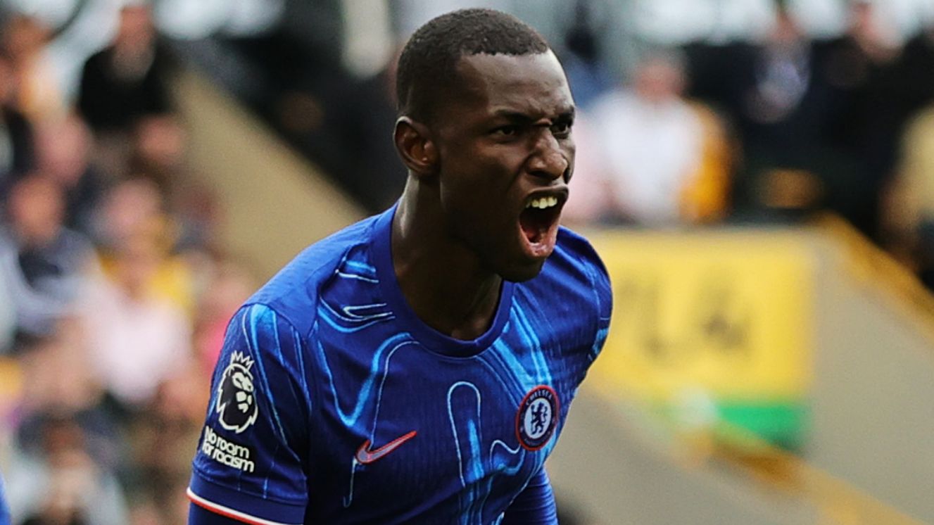 Nicolas Jackson Chelsea Wolves 2024-25