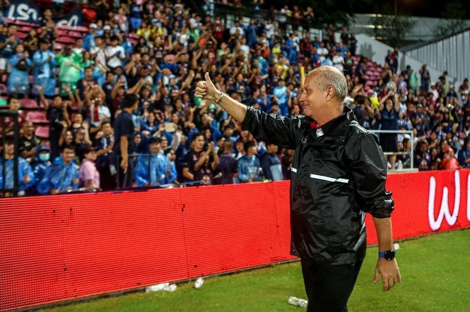 อเล็กซานเดร กามา