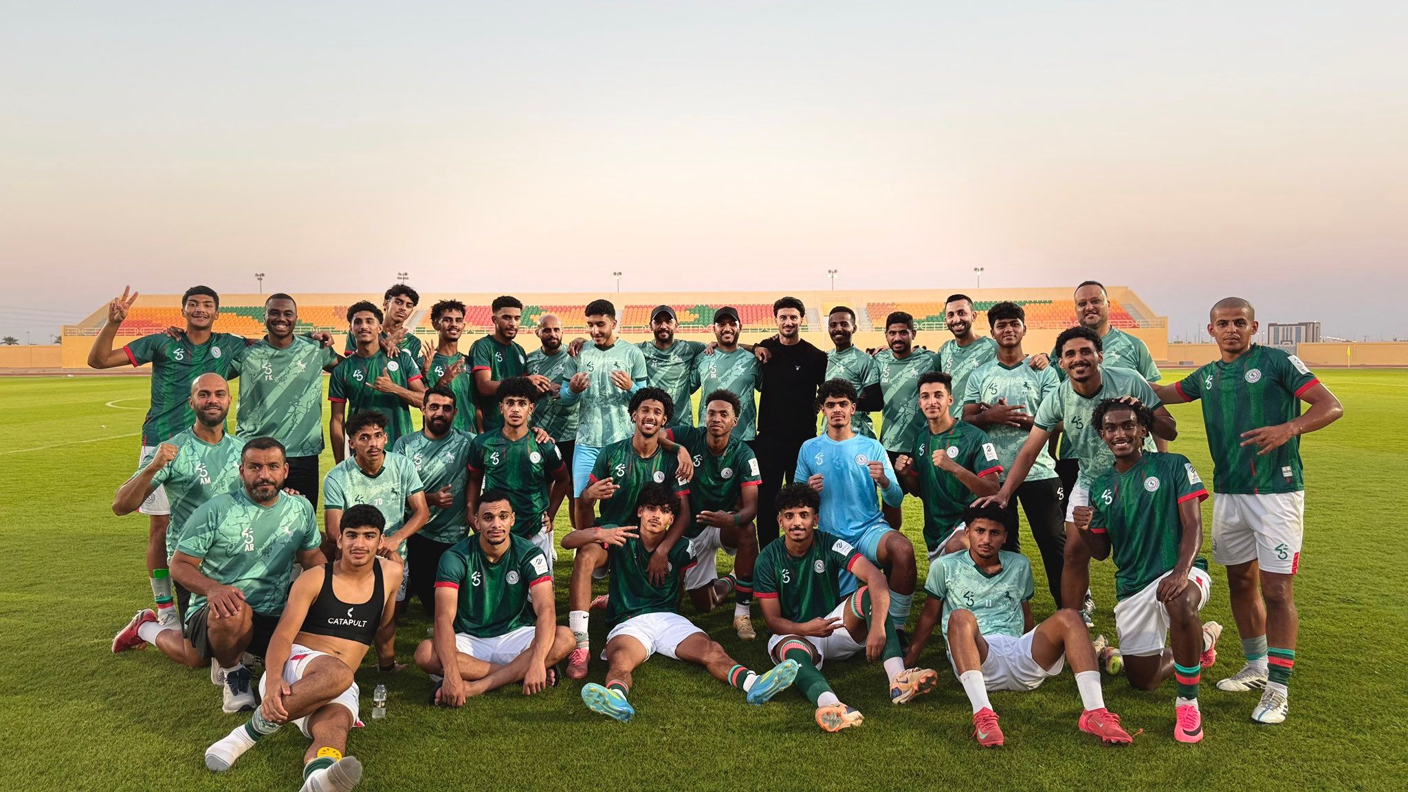 Festival de gols: Al-Ittifaq inaugura a temporada da liga com vitória histórica