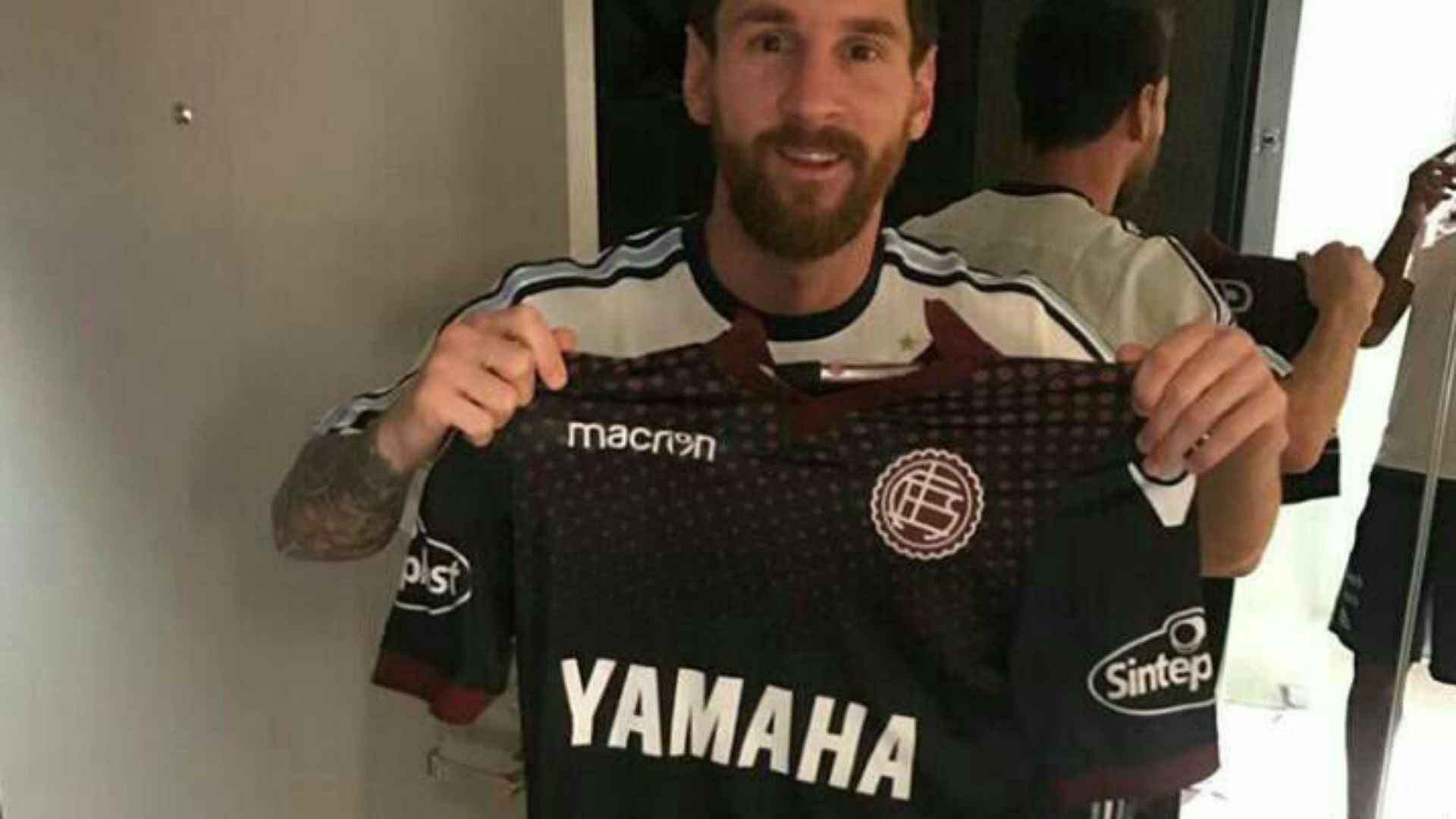 Lionel Messi Lanus