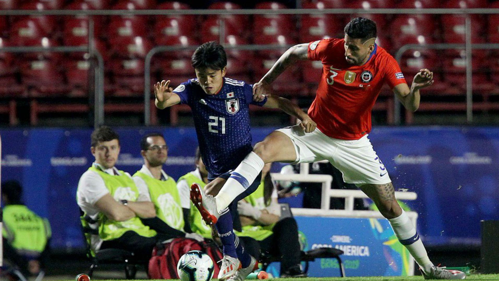 170619 Japón Chile Takefusa Kubo Guillermo Maripán