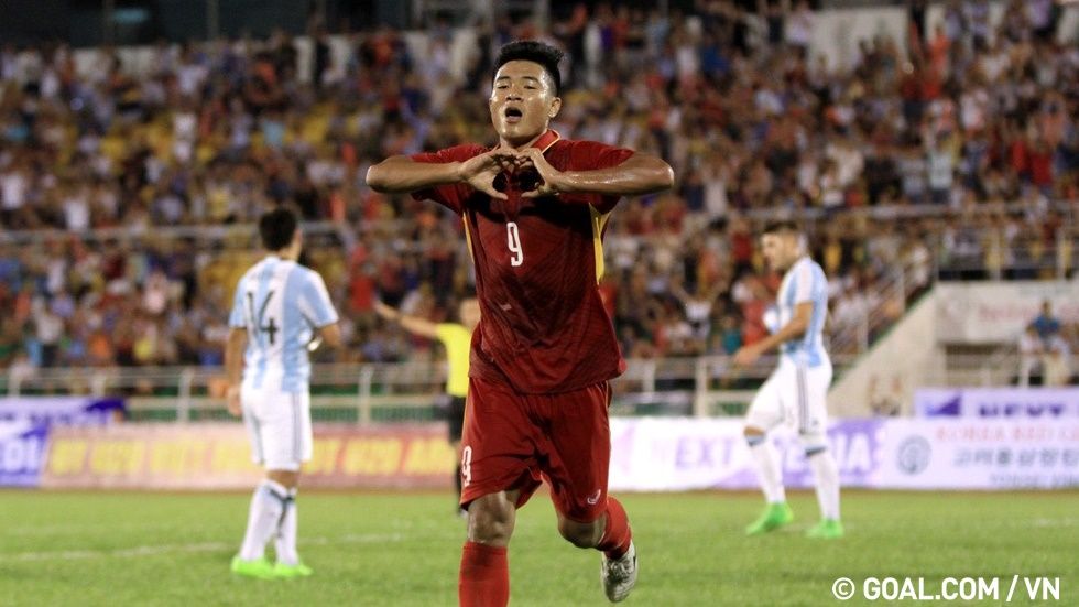 Đức Chinh - Việt Nam