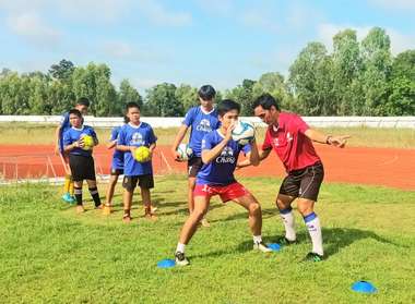 ช้าง โมบาย ฟุตบอล คลินิก