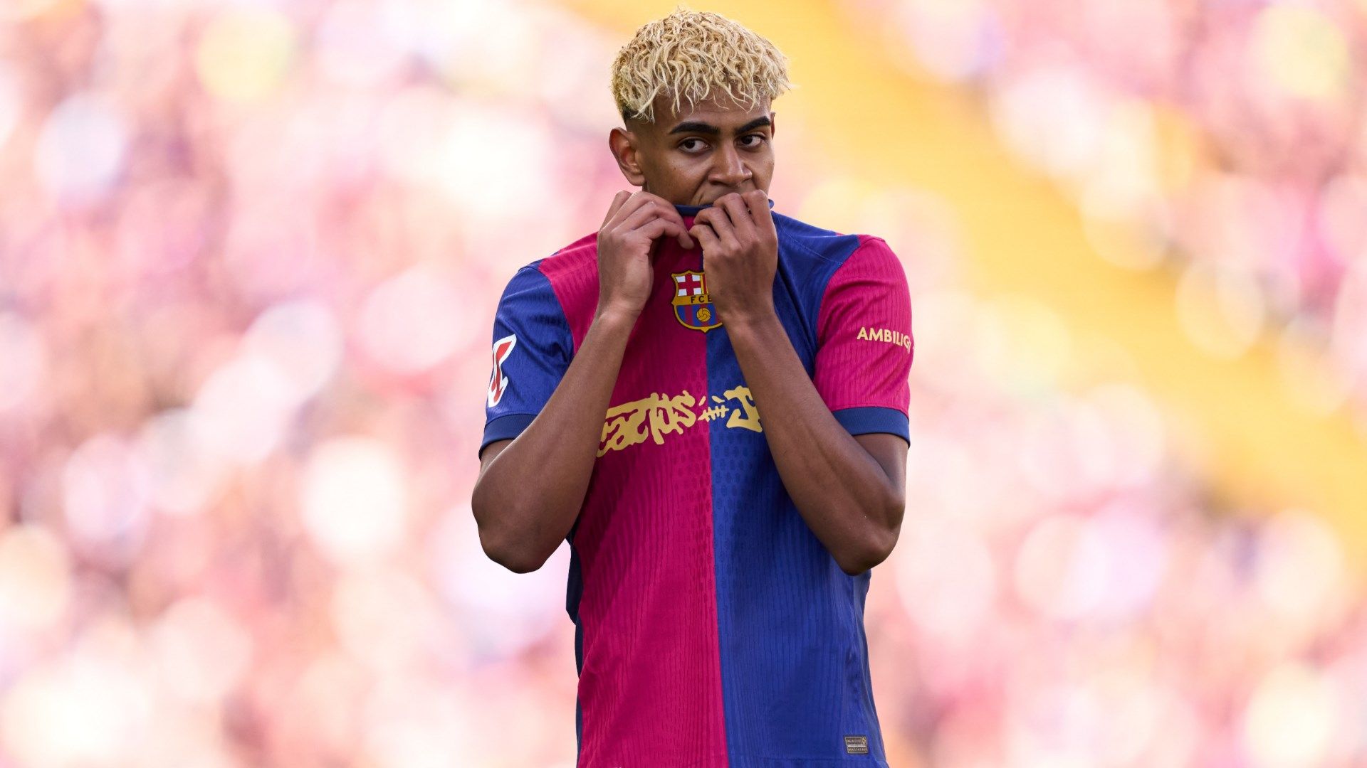 "Du pustest und sie gehen zu Boden": Gegnerischer Trainer regt sich über Barcelonas Lamine Yamal auf, adelt aber Hansi Flick