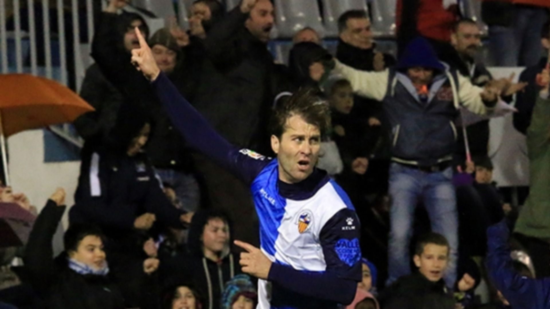 Aníbal Zurdo, 011016